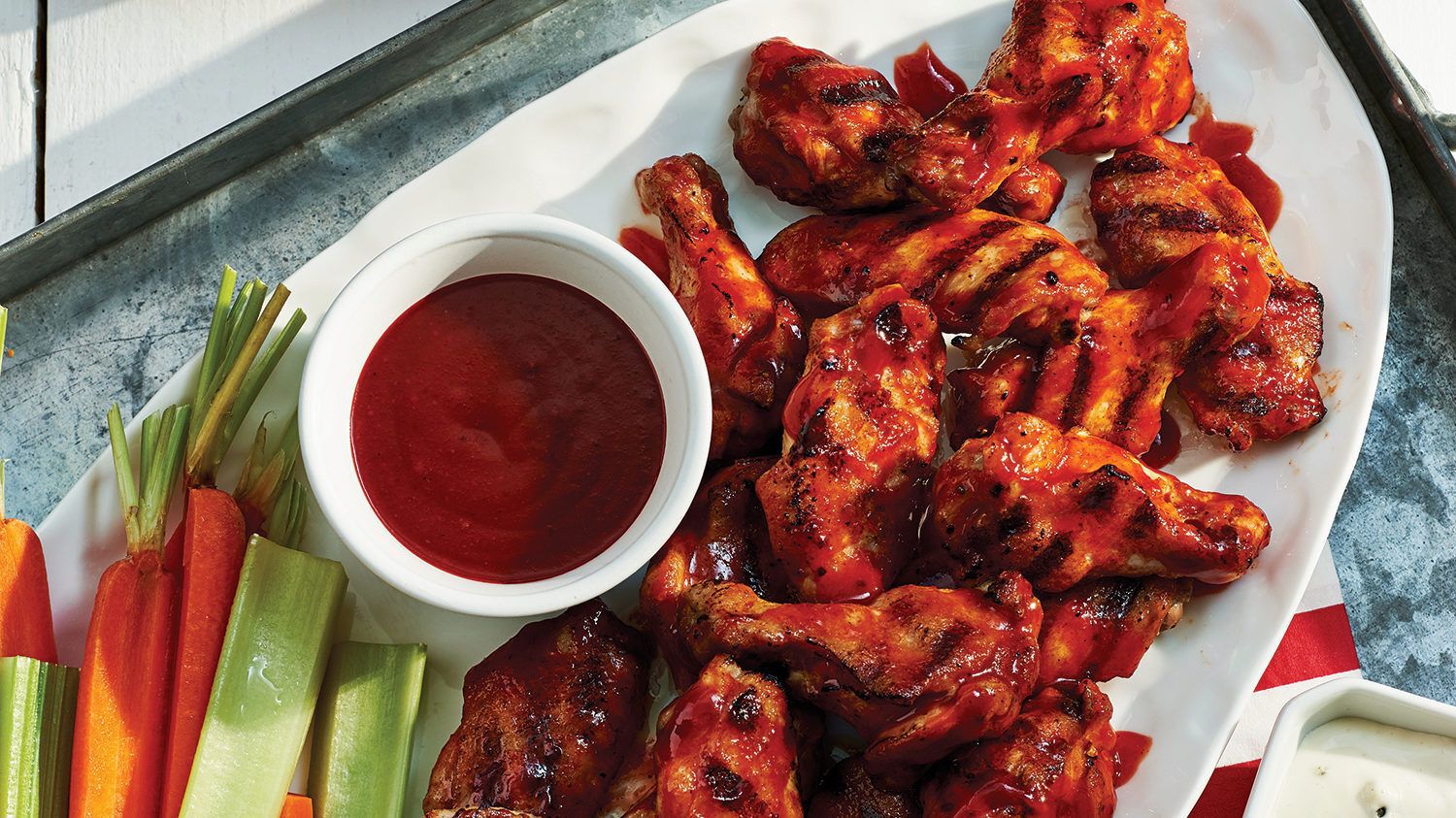 Grilled Sriracha Chicken Wings